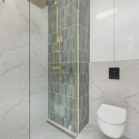 Old Town River With Balcony & Parking By Renters *