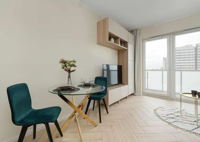 Old Town River With Balcony & Parking By Renters Apartman