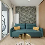 Old Town River With Balcony & Parking By Renters