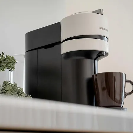 Old Town River With Balcony & Parking By Renters Apartment