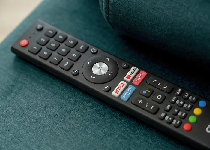 Old Town River With Balcony & Parking By Renters Apartment